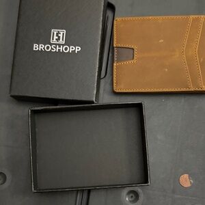 Broshopp Brown Leather Wallet